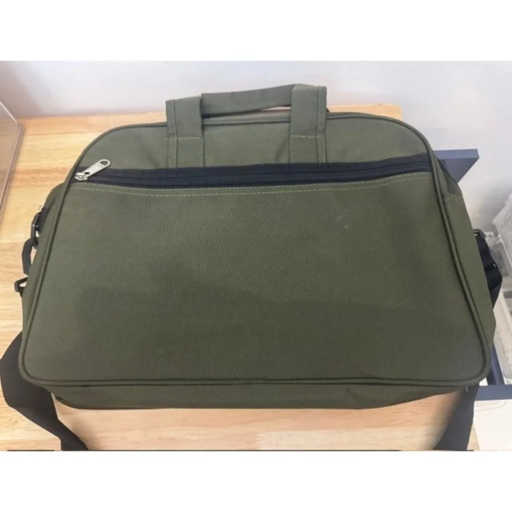 Tommy Hilfiger Messenger‎ Bag Olive Green Canvas Laptop Briefcase Travel Bag